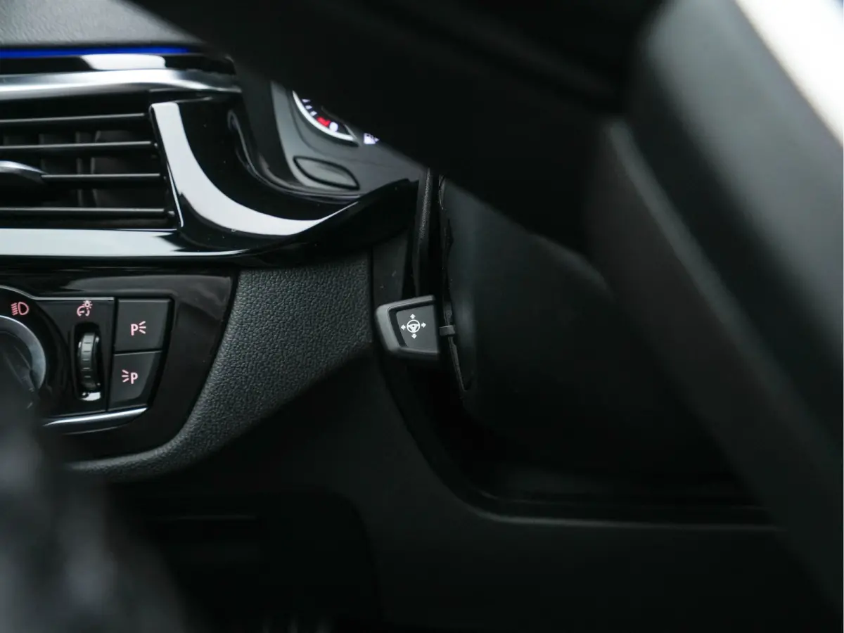 530d Sportline High Executive Aut. *PANO | LEATHER | FULL-LED | MEMORY-PACK | TOP-VIEW | HEATED-COMFORTSEATS | NAVI-FULLMAP | PRIVACY-GLASS | AMBIENT-LIGHT | ECC | CARPLAY | PDC | TOWBAR | S