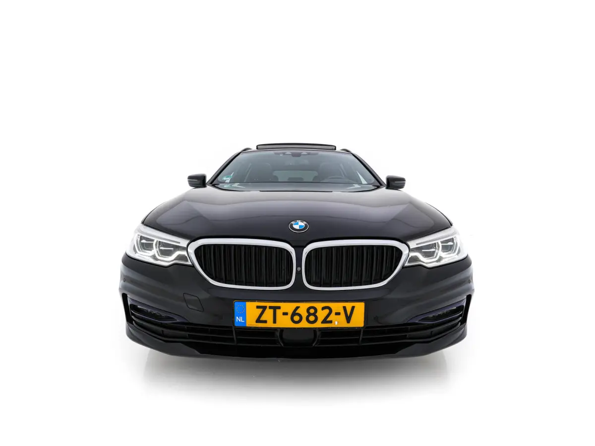 530d Sportline High Executive Aut. *PANO | LEATHER | FULL-LED | MEMORY-PACK | TOP-VIEW | HEATED-COMFORTSEATS | NAVI-FULLMAP | PRIVACY-GLASS | AMBIENT-LIGHT | ECC | CARPLAY | PDC | TOWBAR | S