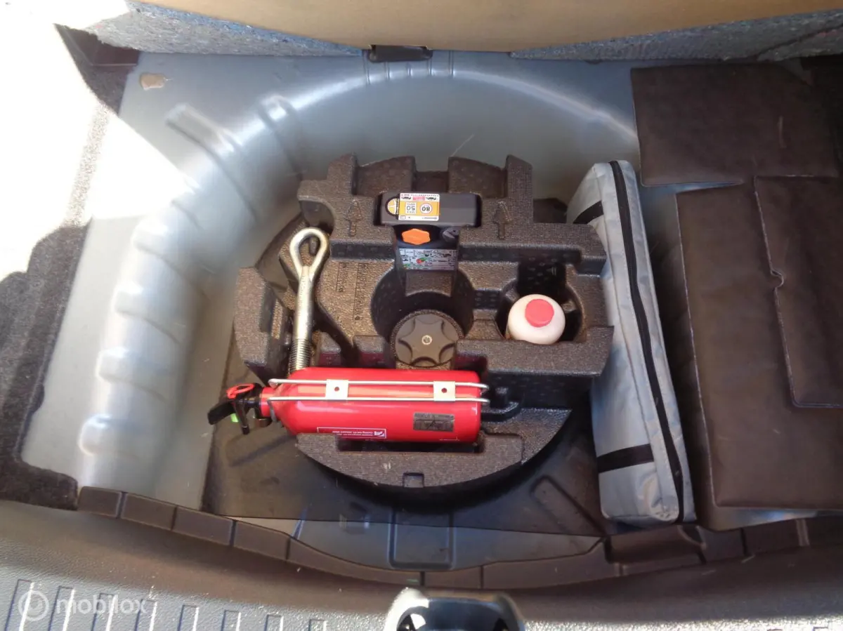 1.0 IG-T Business/Airco/Lm velgen/Navigatie/LED/Cruise controle/Slechts 21000km