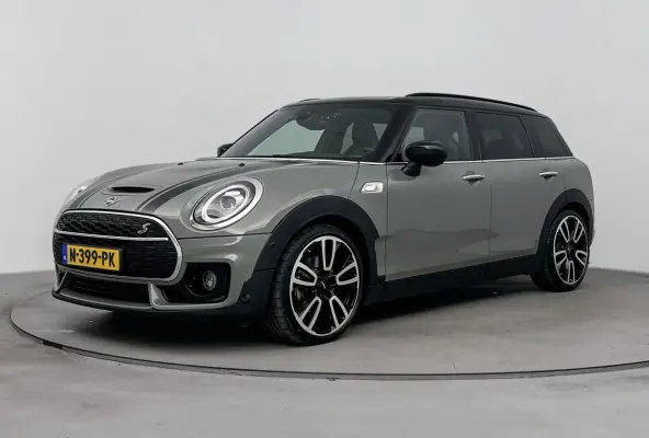2.0 Cooper S Hammersmith | PANORAMADAK | WORKS-PAKKET | HEAD UP DISPLAY |