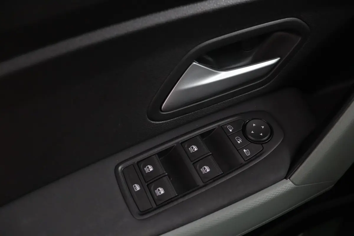 Extreme mild hybrid 130 | Apple Carplay/Android Auto | Parkeercamera | Climate Control |