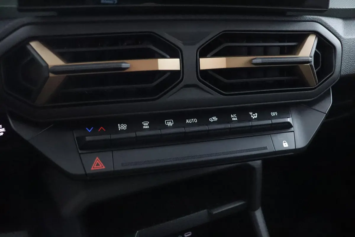 Extreme mild hybrid 130 | Apple Carplay/Android Auto | Parkeercamera | Climate Control |