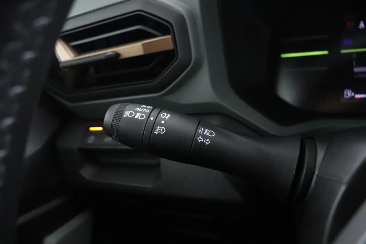 Extreme mild hybrid 130 | Apple Carplay/Android Auto | Parkeercamera | Climate Control |