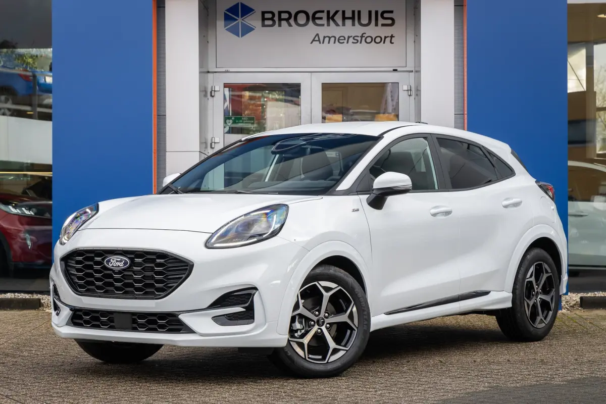 Ford Puma Hybrid 2025 Benzine Handgeschakeld leasen