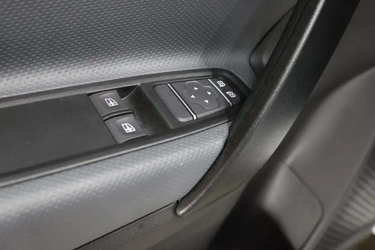 bestel 112 CDI L1 Base