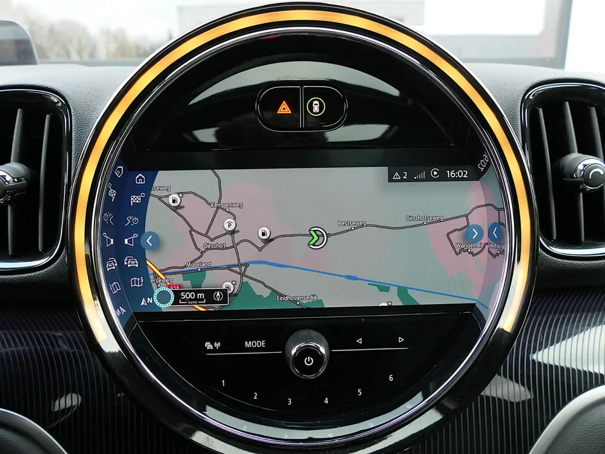 2.0 Cooper S ALL4 John Cooper Works | Panoramadak | Digitaal Dashboard | ACC | Head-up display | Achteruitrijcamera | Achterlicht britse vlag | Apple-/Android Carplay | Half leder