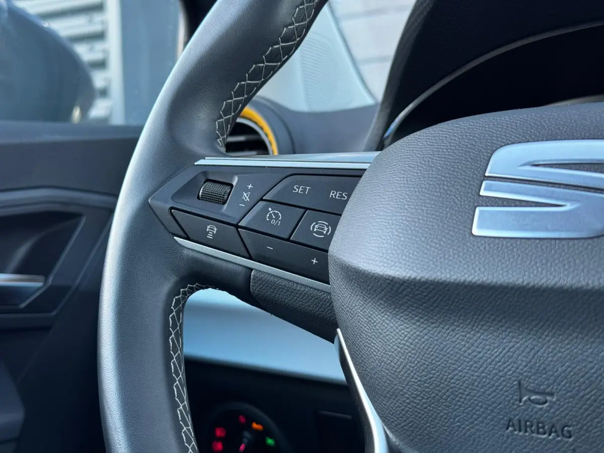 1.0 EcoTSI Style Business Connect |Stoelverw. |Carplay