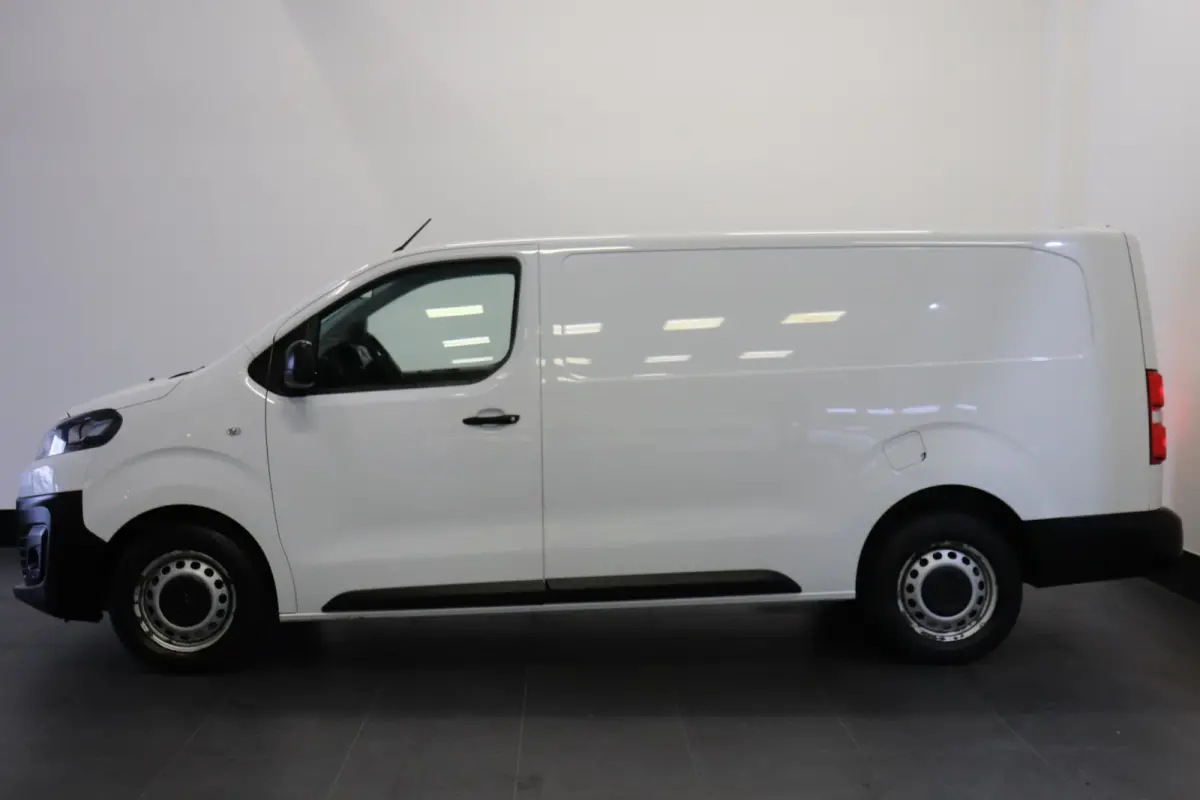 2.0 BlueHDI L3 120PK EURO 6 - Airco - PDC - Cruise - €10.900,- Excl.