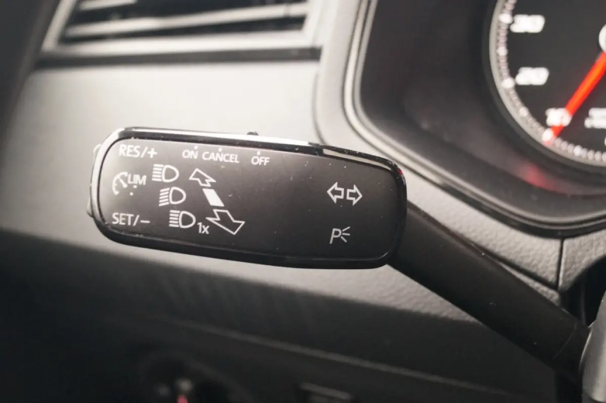 1.0 TGI 90pk Edition CNG Aardgas -AIRCO-CRUISE-