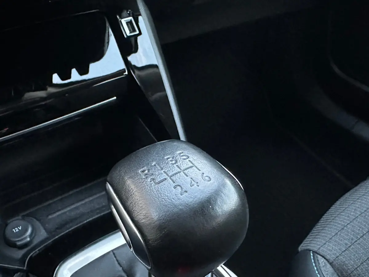 1.2 Turbo Allure | Camera achter | Climate Control | Apple Carplay / Android Auto | L.M. | Achteruitrijcamera | Airco (automatisch) | Apple Carplay/Android Auto