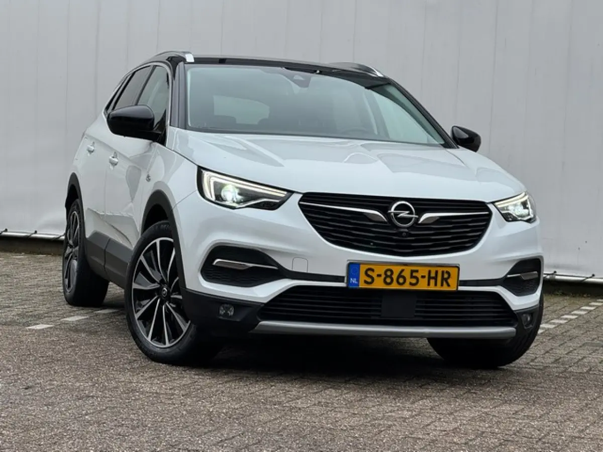 1.6 Turbo 300PK Hybrid4 Ultimate met Navi/360-Camera, Winterpakket, 19inch, AGR