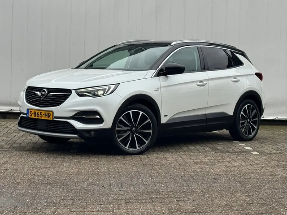 1.6 Turbo 300PK Hybrid4 Ultimate met Navi/360-Camera, Winterpakket, 19inch, AGR