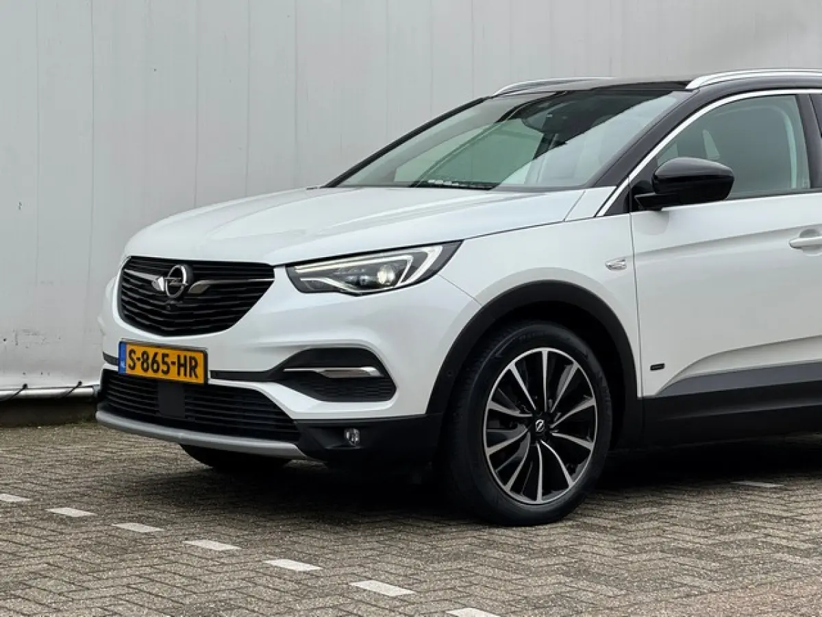 1.6 Turbo 300PK Hybrid4 Ultimate met Navi/360-Camera, Winterpakket, 19inch, AGR