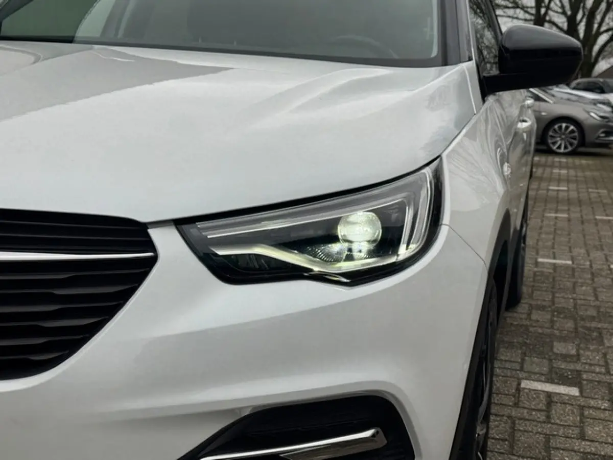 1.6 Turbo 300PK Hybrid4 Ultimate met Navi/360-Camera, Winterpakket, 19inch, AGR