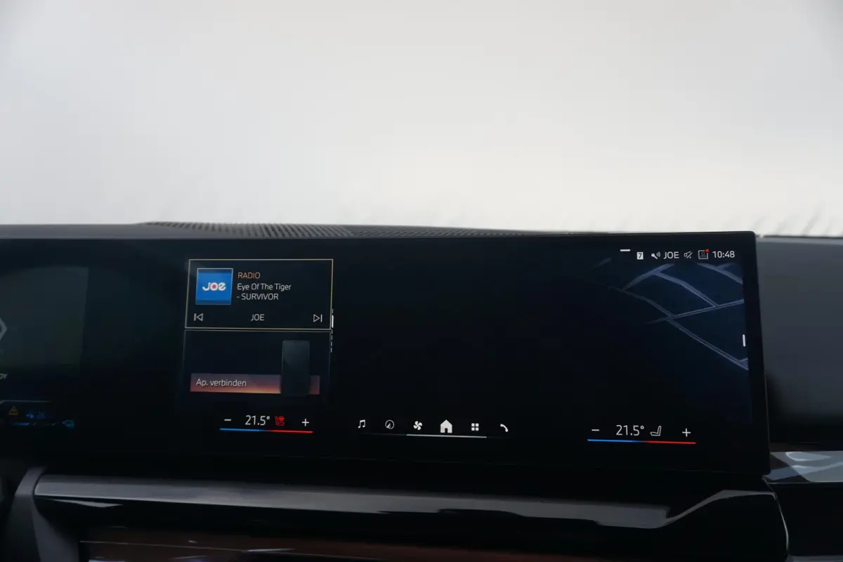 550e xDrive M Sportpakket Pro | Panoramadak | Bowers & Wilkins | Trekhaak | Comfort Pack | Innovation Pack