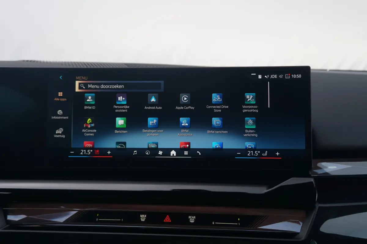 550e xDrive M Sportpakket Pro | Panoramadak | Bowers & Wilkins | Trekhaak | Comfort Pack | Innovation Pack