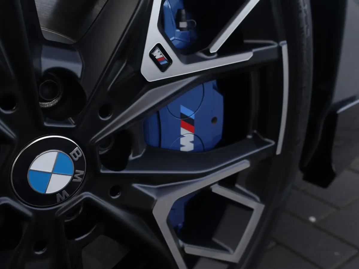 220 M-performance 19 inch lichtmetalen velgen, carbon delen, side skirts, spoilers, etc
