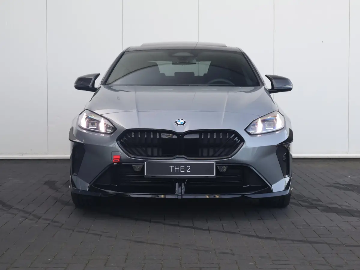 220 M-performance 19 inch lichtmetalen velgen, carbon delen, side skirts, spoilers, etc
