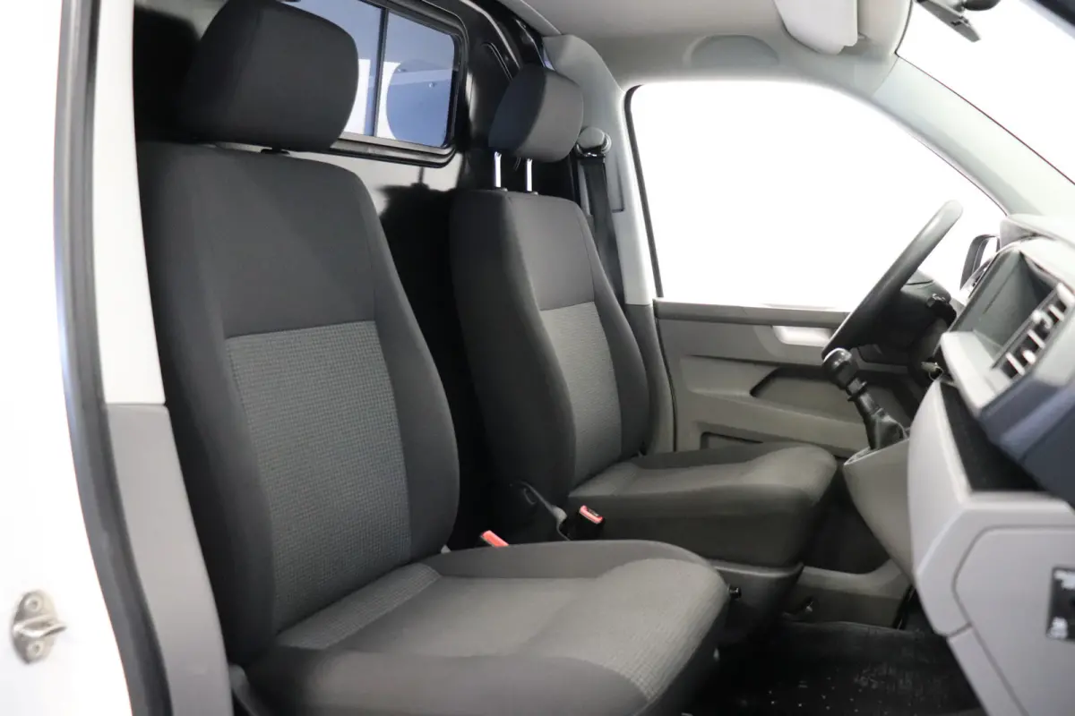 2.0 TDI - EURO 6 - Airco - PDC - Camera - €13.900,- Excl.