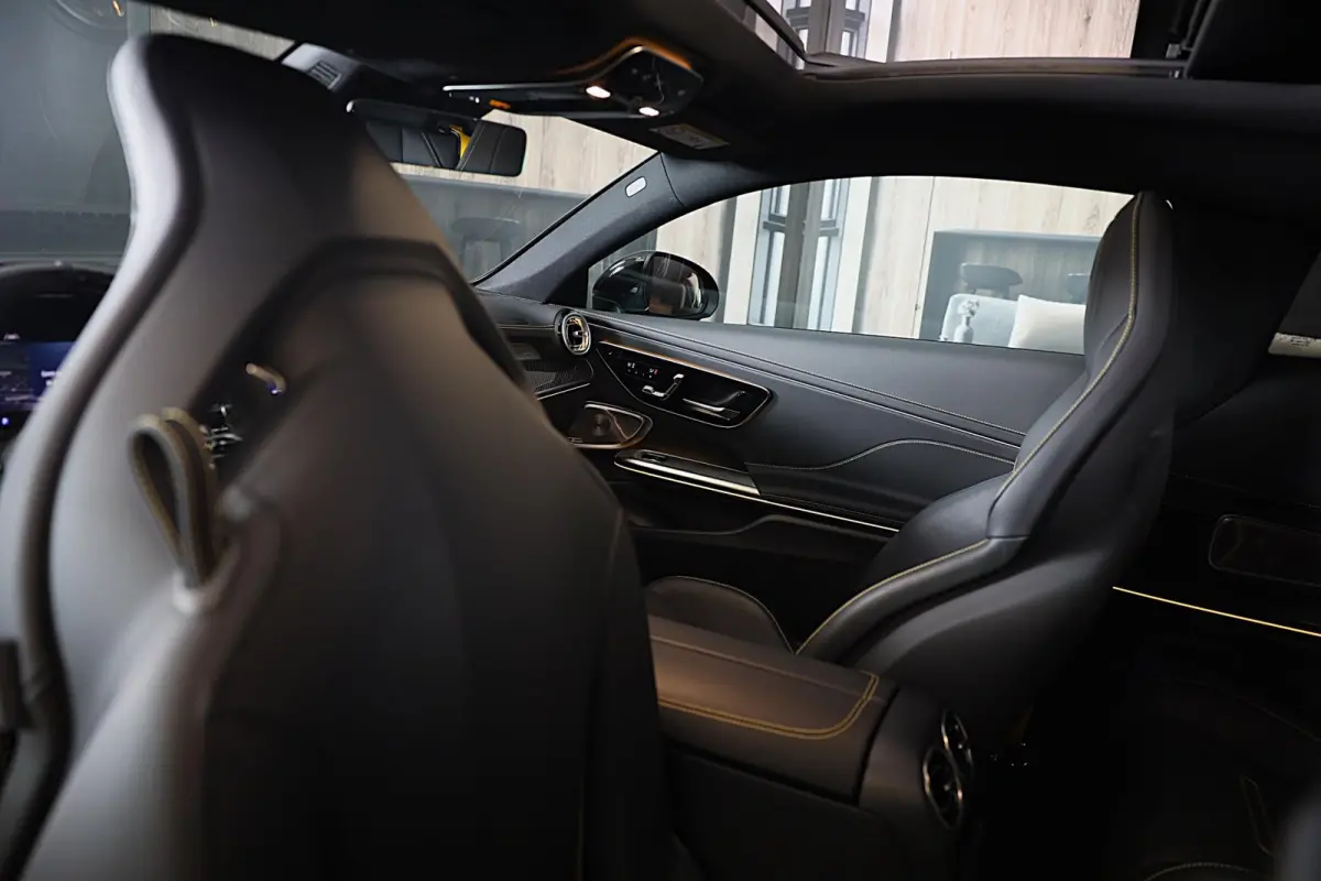AMG 53 4MATIC+ / Performance Zetels / Carbon / Head Up / 360 Camera / Pano / Digital Light / 20 Inch