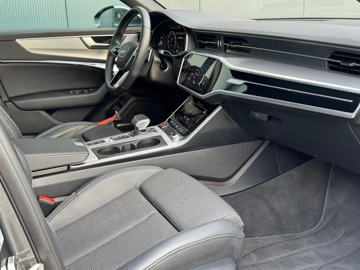50 TFSI e Quattro S-Line edition * Panorama * B&O * Matrix Led * Stoelverwarming *