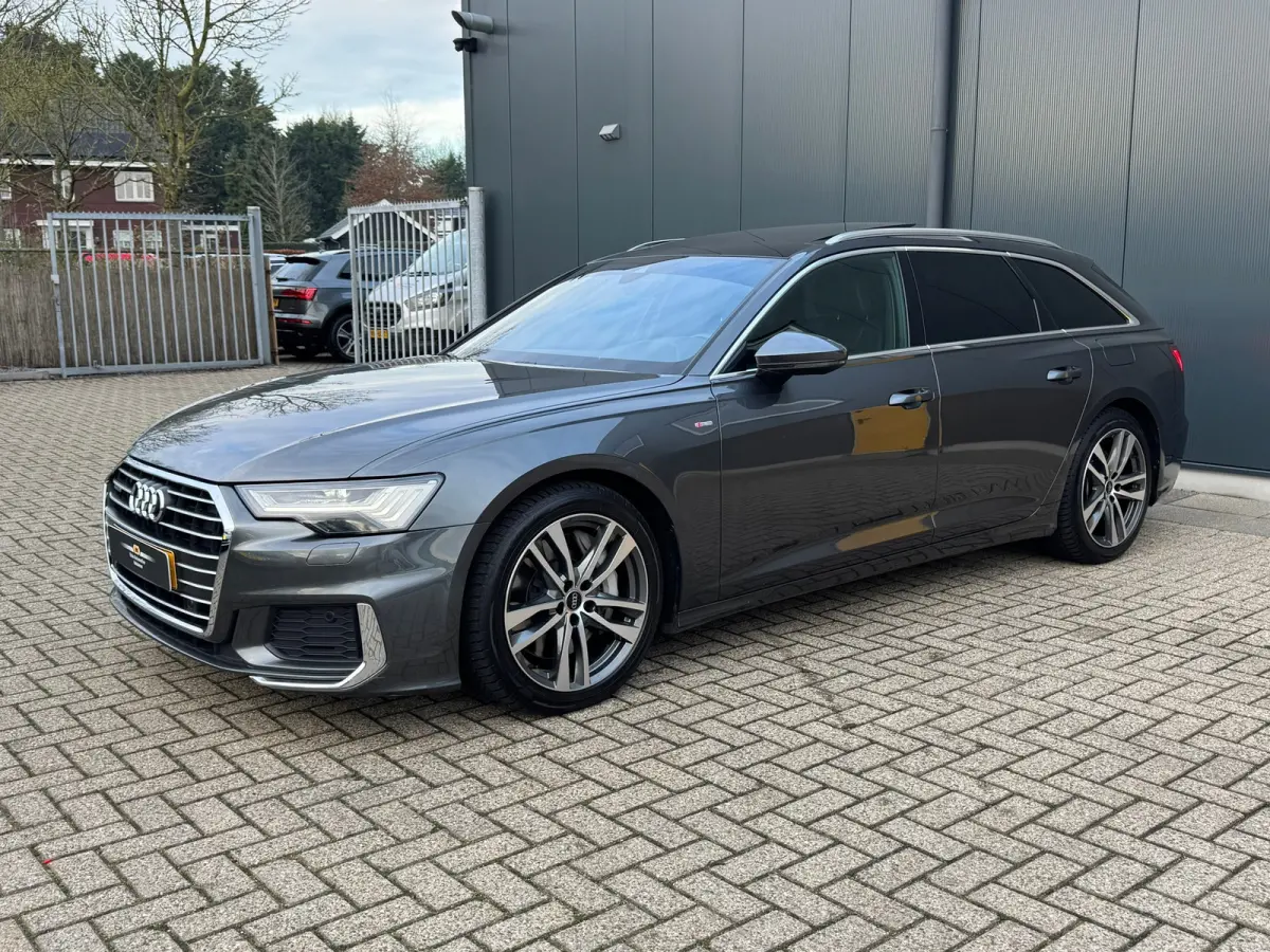 50 TFSI e Quattro S-Line edition * Panorama * B&O * Matrix Led * Stoelverwarming *