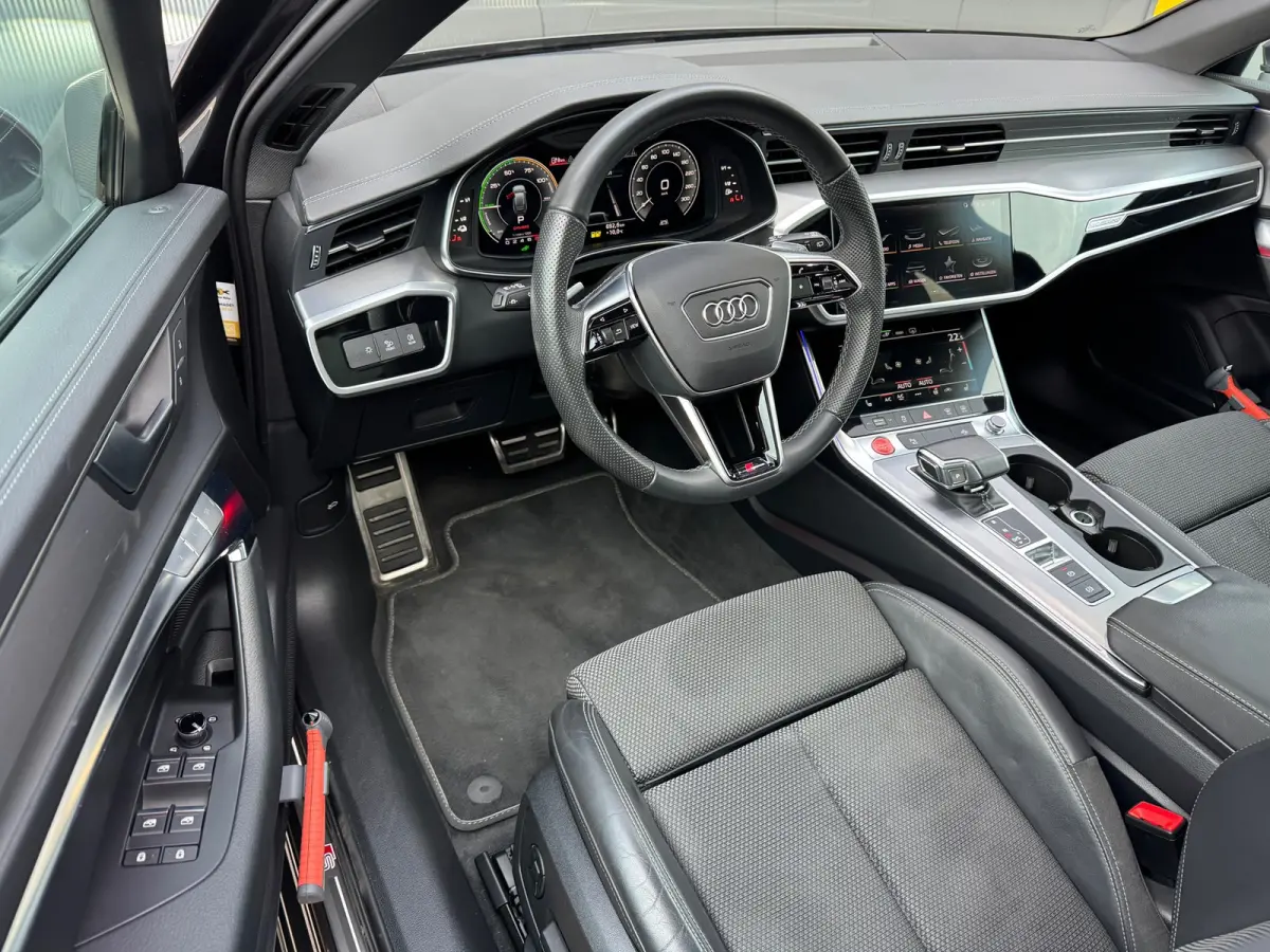 50 TFSI e Quattro S-Line edition * Panorama * B&O * Matrix Led * Stoelverwarming *