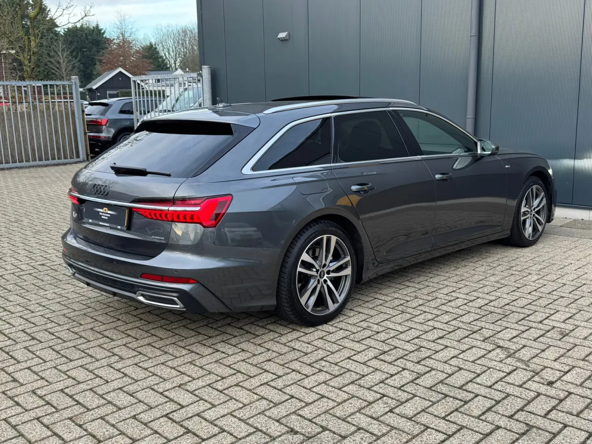 50 TFSI e Quattro S-Line edition * Panorama * B&O * Matrix Led * Stoelverwarming *