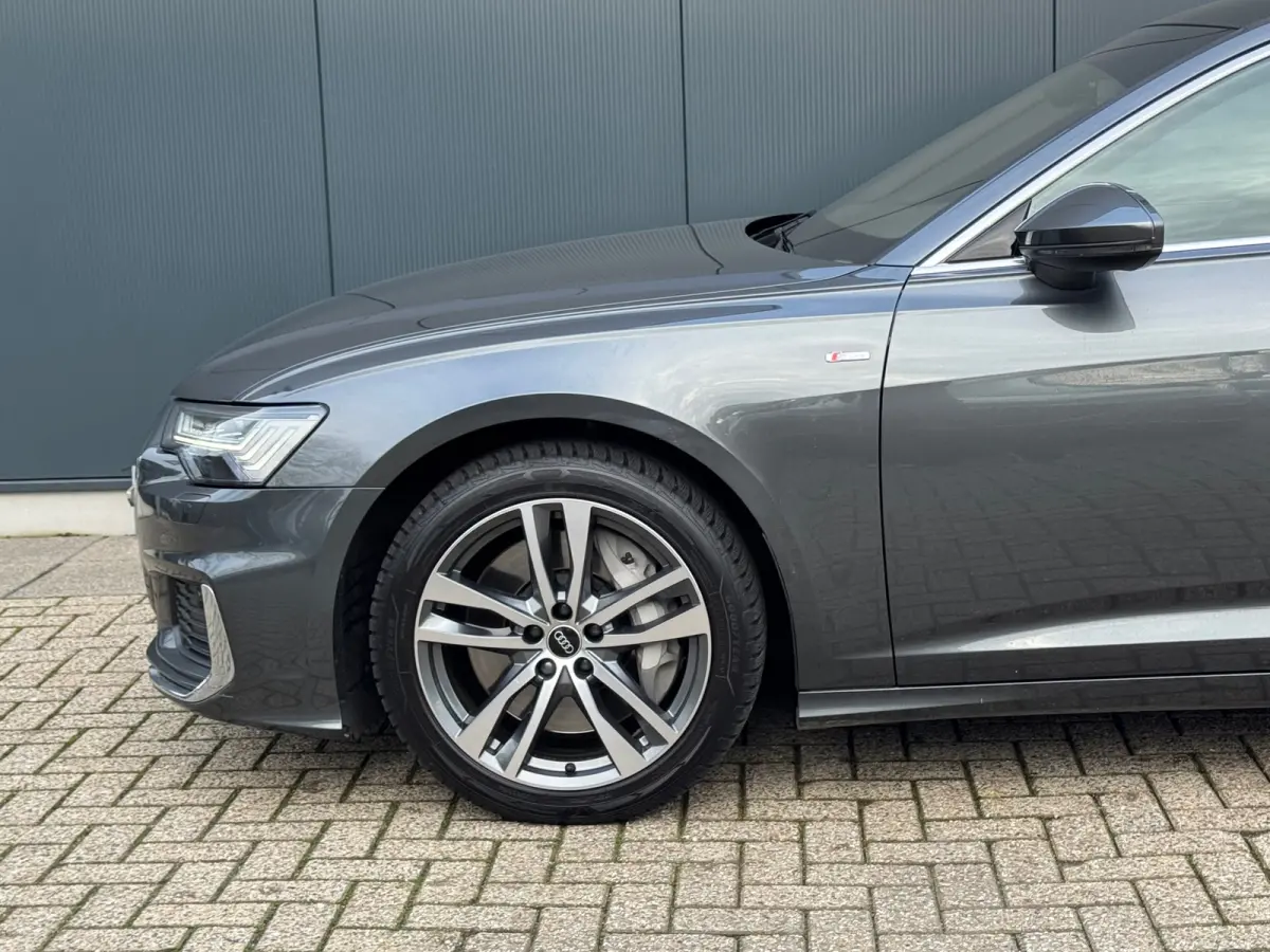 50 TFSI e Quattro S-Line edition * Panorama * B&O * Matrix Led * Stoelverwarming *