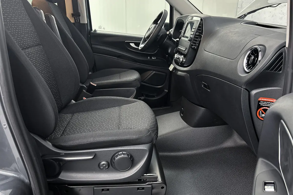 114 CDI Lang Dubbel Cabine | Nieuw | BPM vrij | Led | Camera | Navigatie | Cruise control | Parkeersensoren