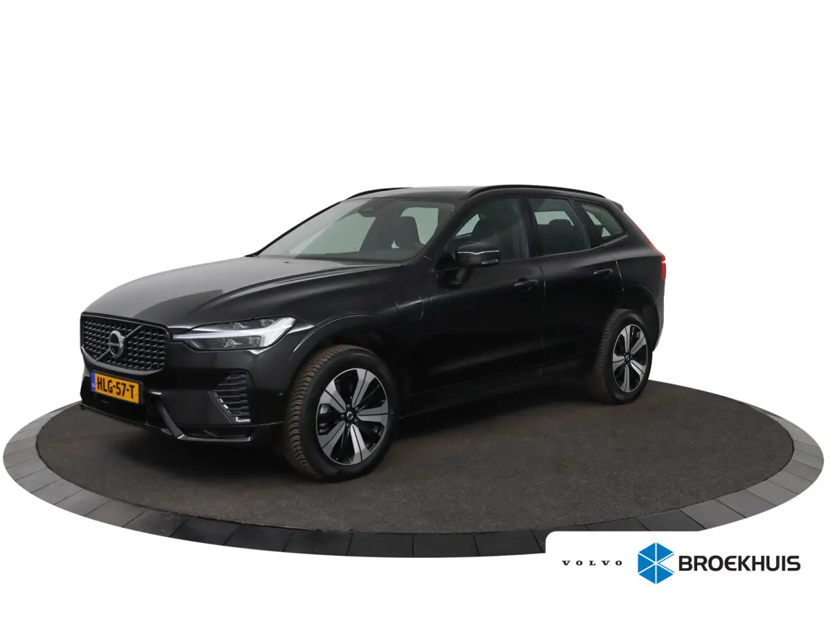T6 AWD Plus Dark | Stoel + Stuur verwarming | Trekhaak | BLIS |