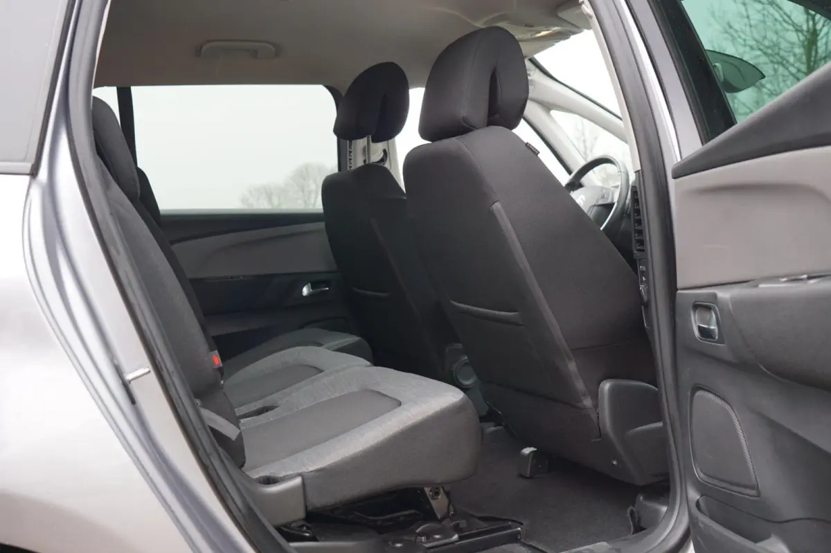 1.2 PureTech Business Automaat - Gris Artense - Camera/Clima/Carplay
