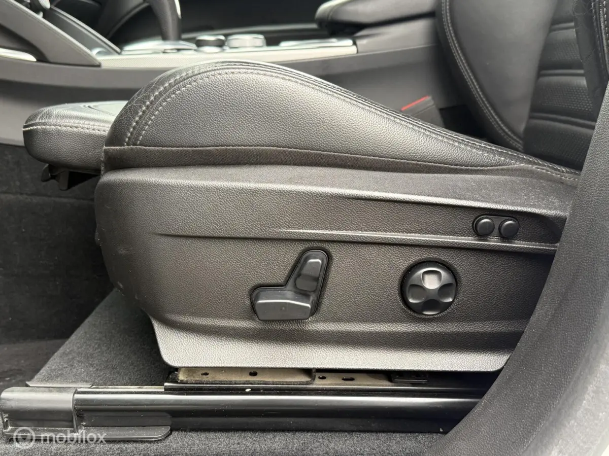 2.0 T AWD Sprint Panodak Leer Navi Carplay Camera BTW Auto!