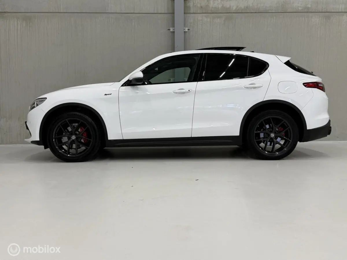 2.0 T AWD Sprint Panodak Leer Navi Carplay Camera BTW Auto!