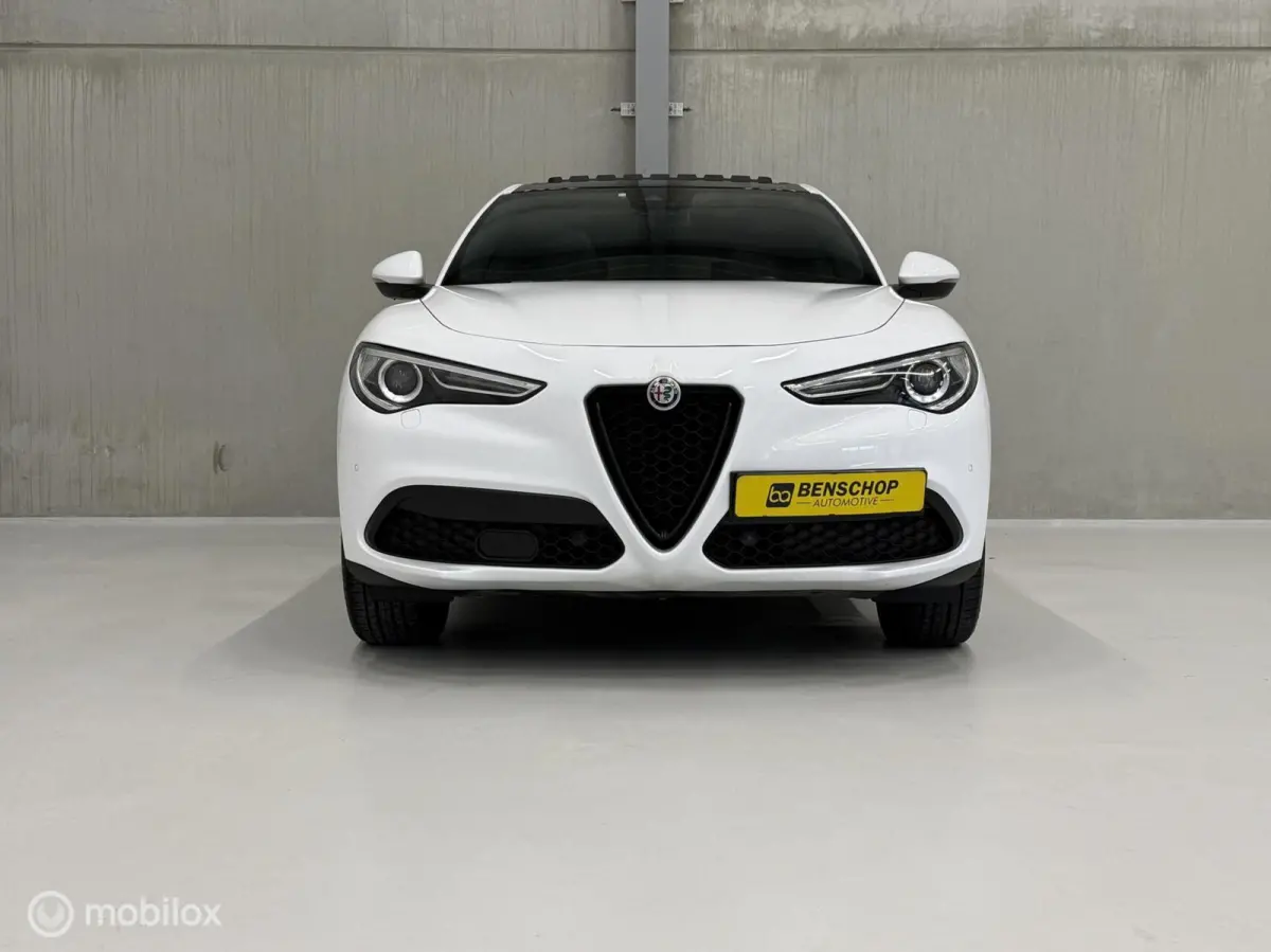 2.0 T AWD Sprint Panodak Leer Navi Carplay Camera BTW Auto!