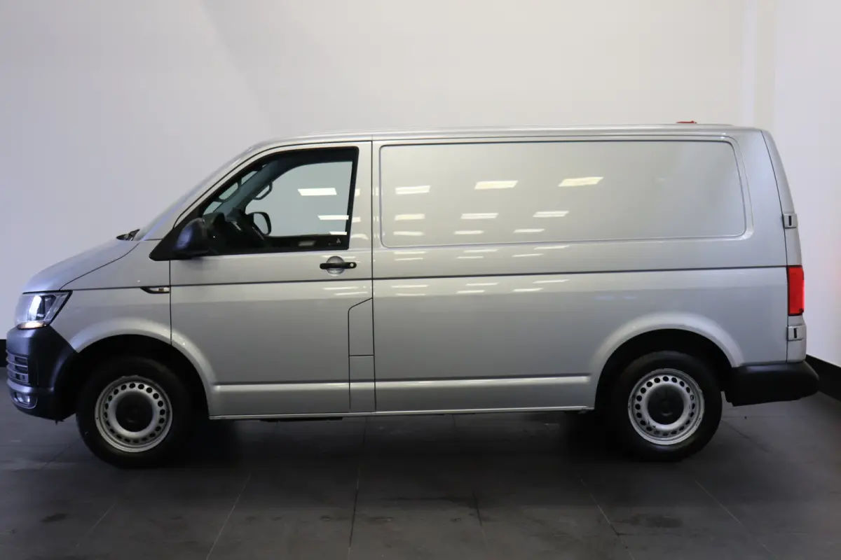 2.0 TDI 150PK Automaat EURO 6 - Airco - Navi - Cruise - €14.950,- Excl.
