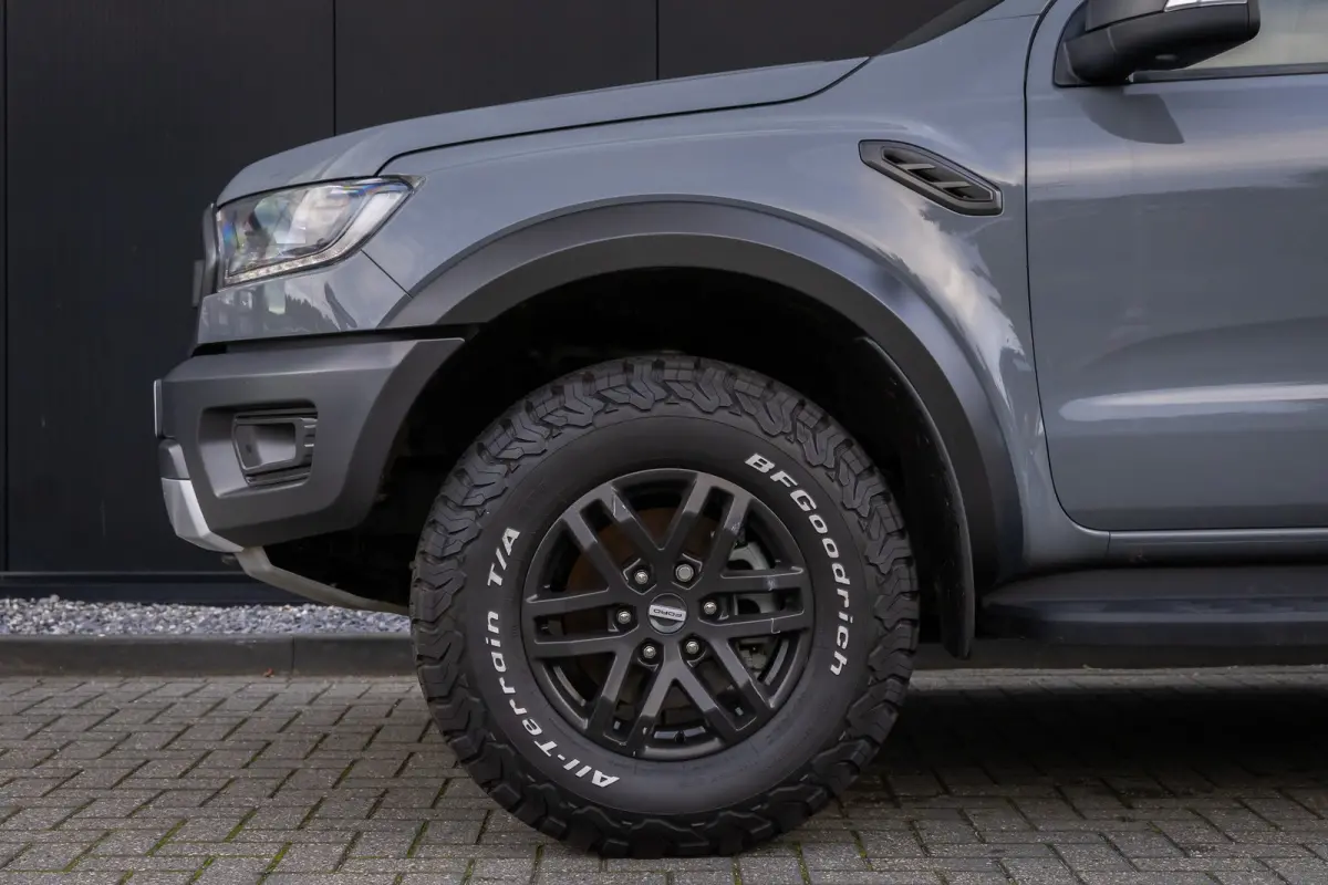 2.0 213 PK RAPTOR | Netjes Onderhouden | Camera| FOX Racing Shox Onderstel! | Trekhaak | Apple / Android Carplay | Stoelverwarming