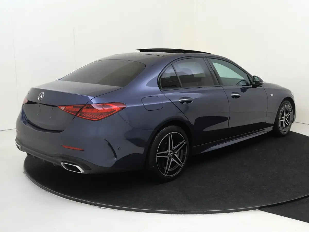 300 e Business Solution AMG /Panoramadak /Burmester 3D /HUD /Nightpakket /Winterpakket
