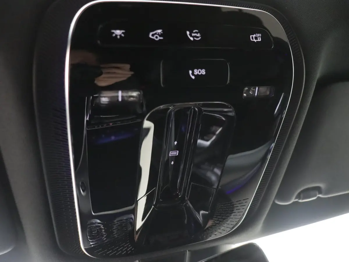 300 e Business Solution AMG /Panoramadak /Burmester 3D /HUD /Nightpakket /Winterpakket