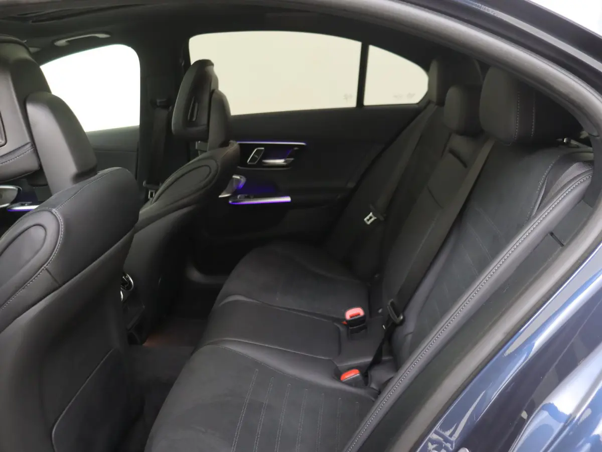300 e Business Solution AMG /Panoramadak /Burmester 3D /HUD /Nightpakket /Winterpakket
