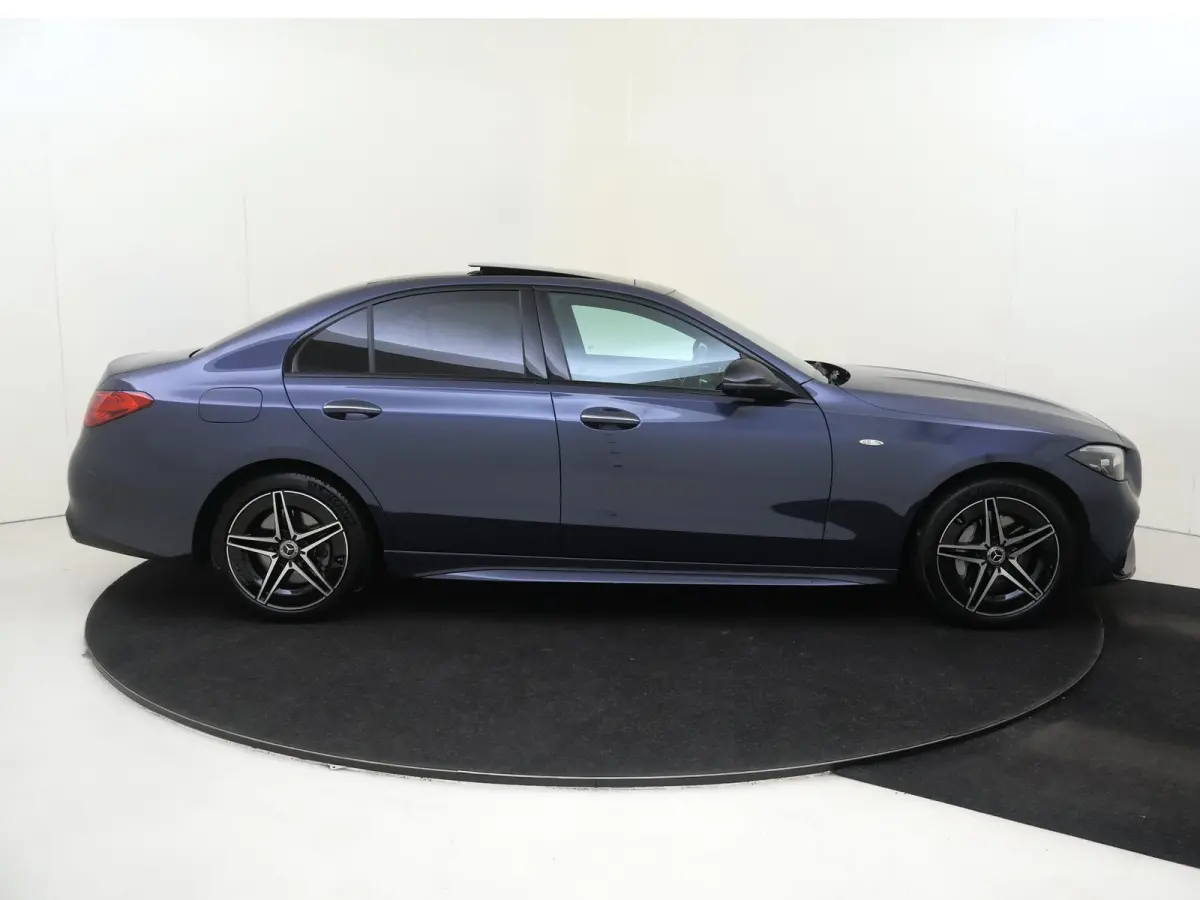 300 e Business Solution AMG /Panoramadak /Burmester 3D /HUD /Nightpakket /Winterpakket