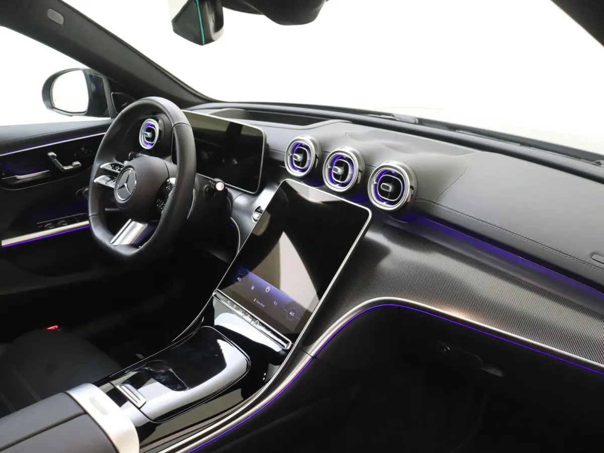 300 e Business Solution AMG /Panoramadak /Burmester 3D /HUD /Nightpakket /Winterpakket