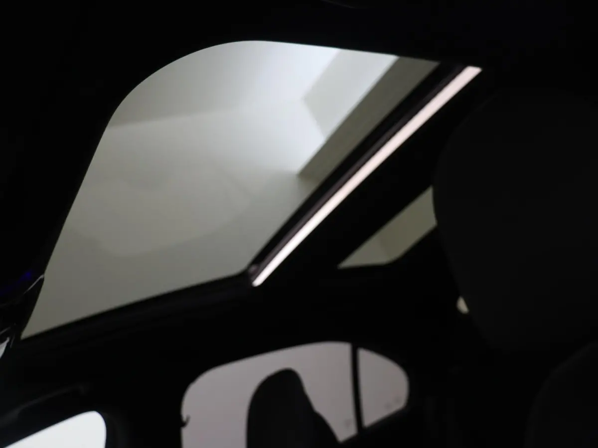 300 e Business Solution AMG /Panoramadak /Burmester 3D /HUD /Nightpakket /Winterpakket