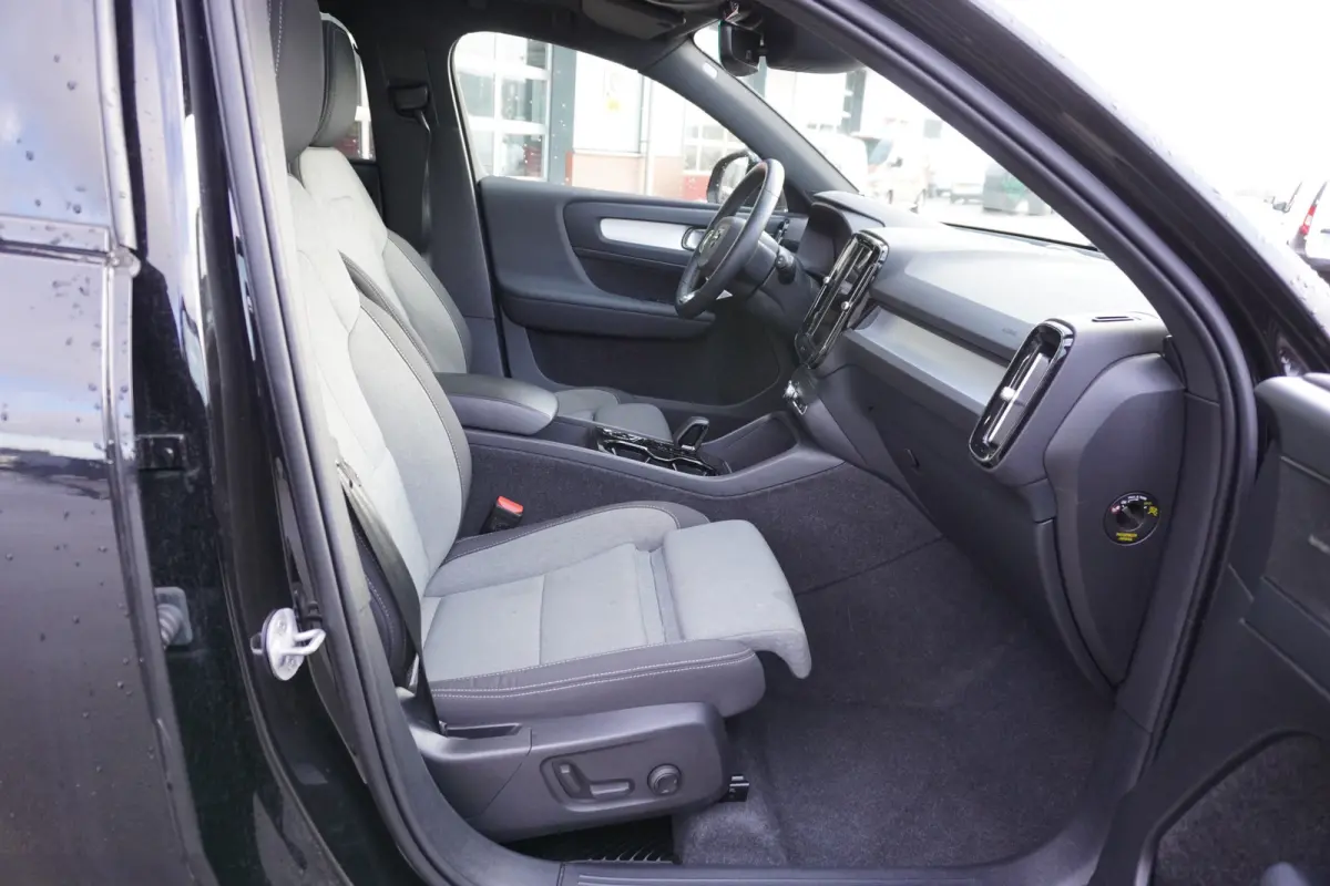 1.5 T4 Dark Plus Hybride 20"Licht metalen velgen Nr. V034 | Climate | Camera | Navi | Cruise | Panoramadak