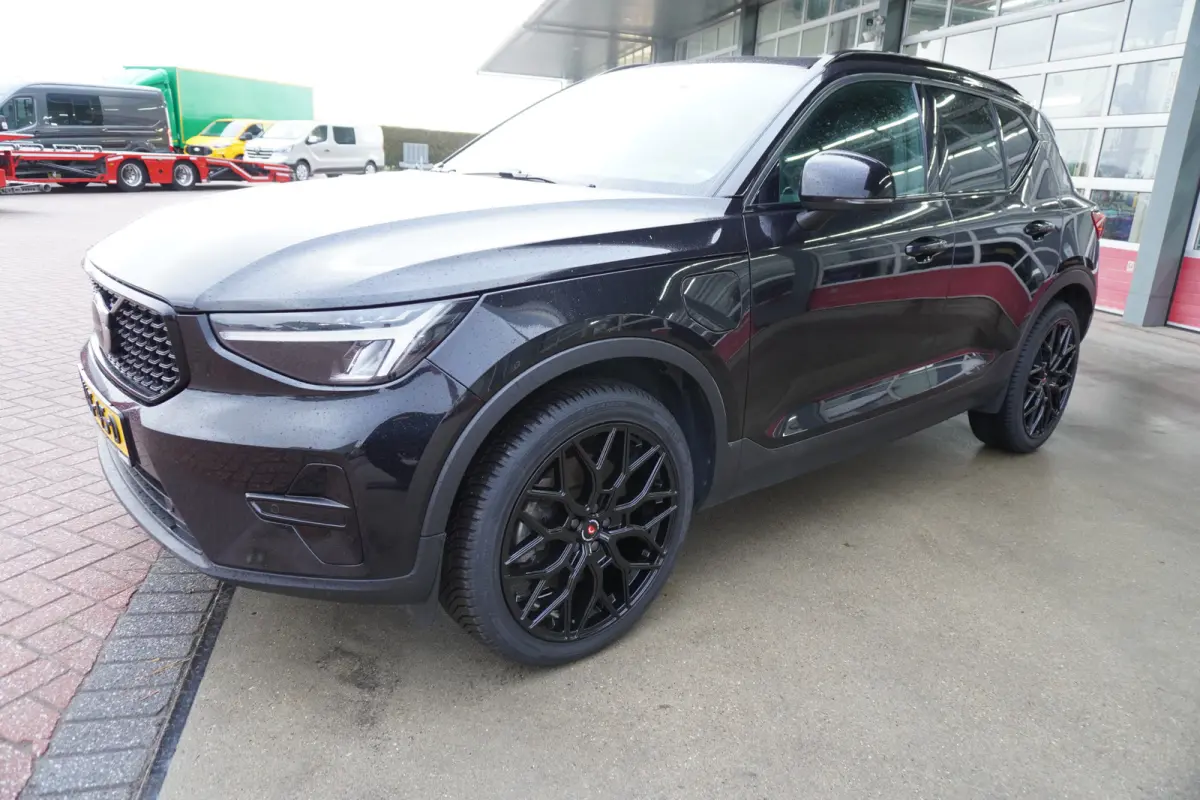 1.5 T4 Dark Plus Hybride 20"Licht metalen velgen Nr. V034 | Climate | Camera | Navi | Cruise | Panoramadak