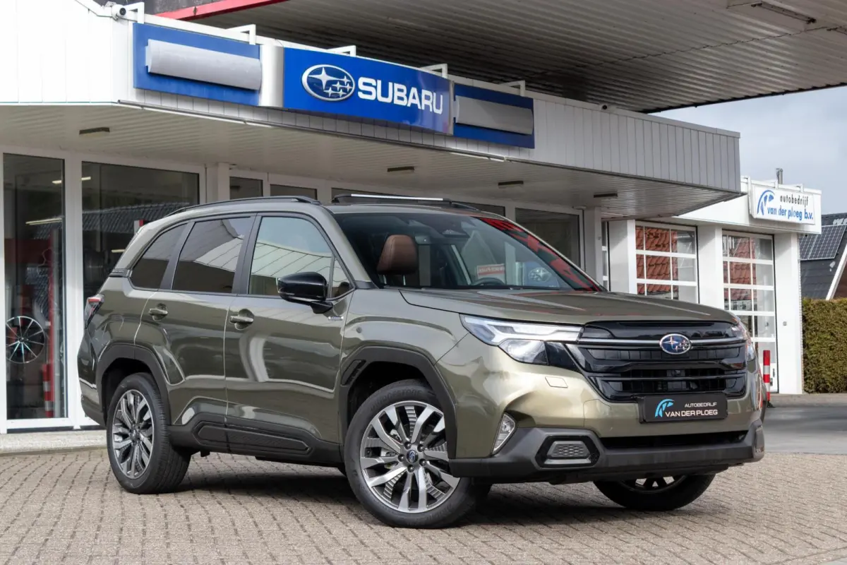 2.0i CVT e-BOXER Premium | Eyesight | Navigatie | Harman Kardon | 1e Eigenaar |