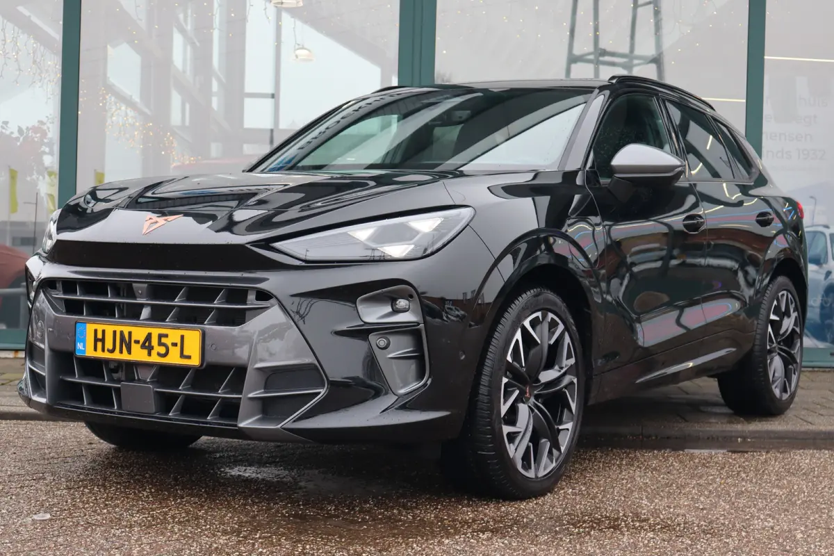 1.5 TSI e-Hybrid VZ Performance 272pk | Achteruitrijcamera | Dodehoek detectie | Head-up display