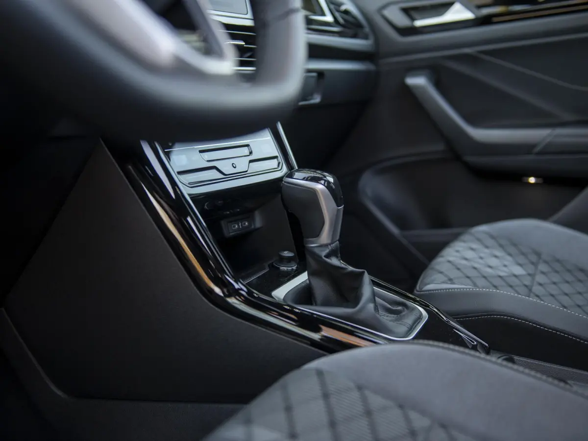 1.5 TSI R-Line Black Style Edition | Pano | Navi | App-connect | LED Plus | 19" LMV Black | Nw.prijs € 55.660,-!