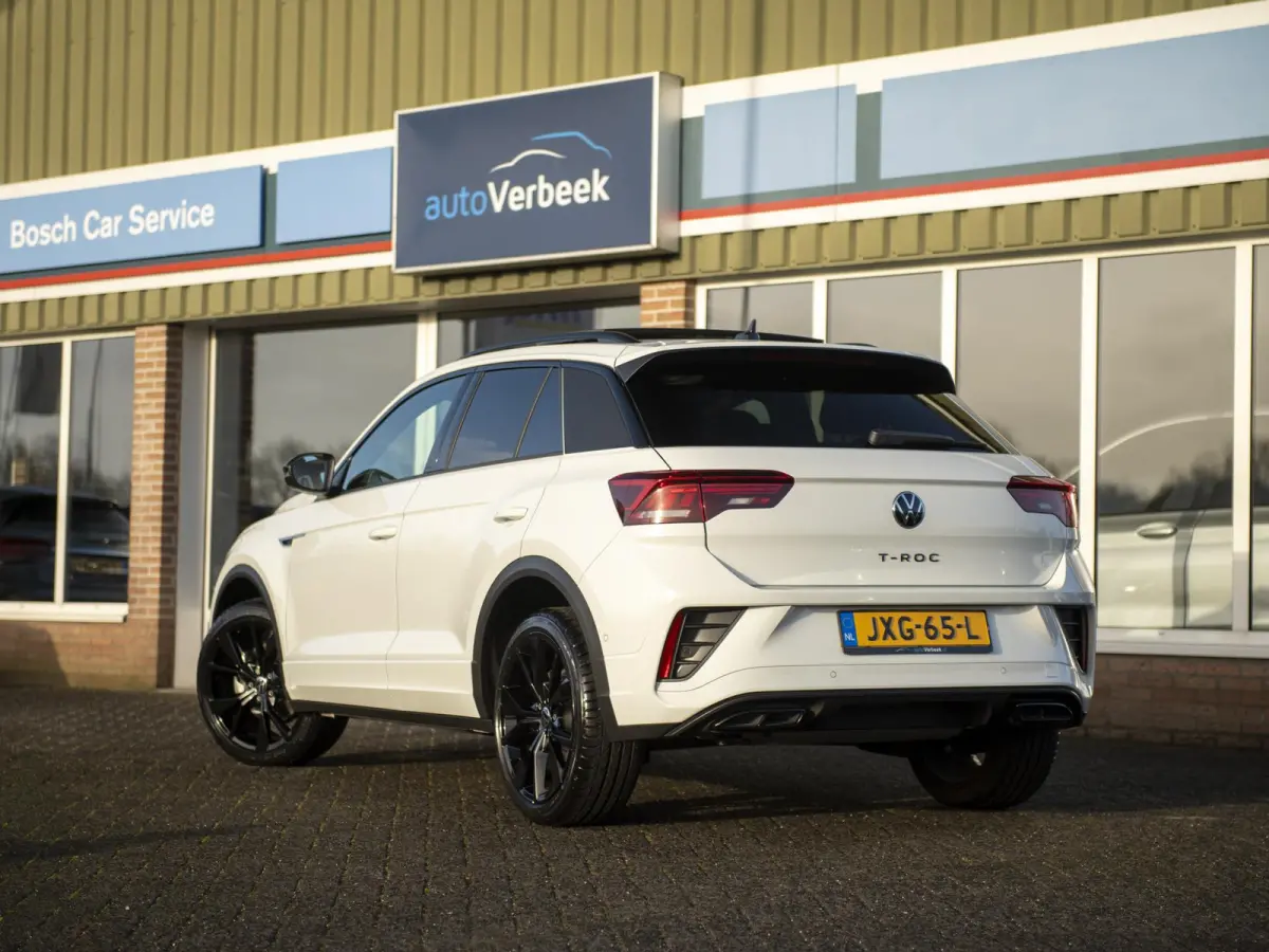 1.5 TSI R-Line Black Style Edition | Pano | Navi | App-connect | LED Plus | 19" LMV Black | Nw.prijs € 55.660,-!