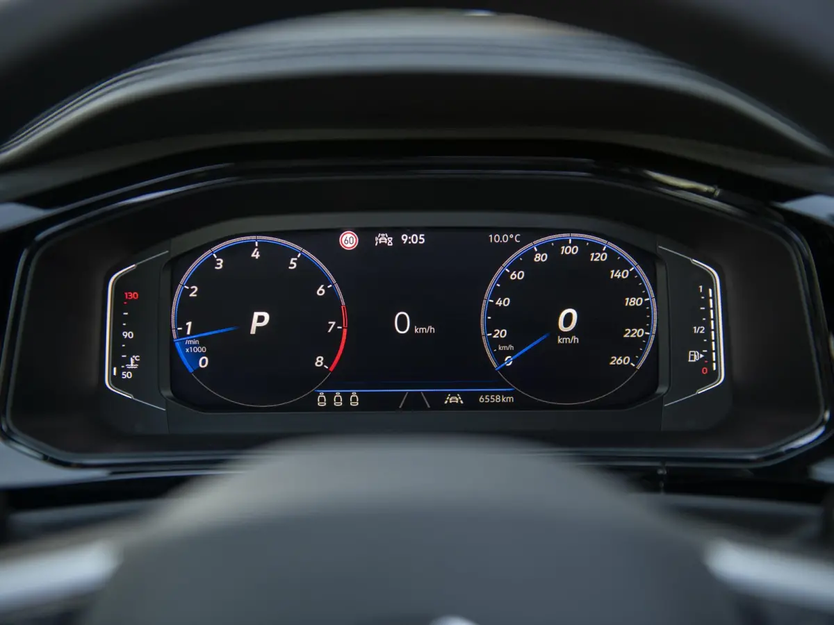 1.5 TSI R-Line Black Style Edition | Pano | Navi | App-connect | LED Plus | 19" LMV Black | Nw.prijs € 55.660,-!